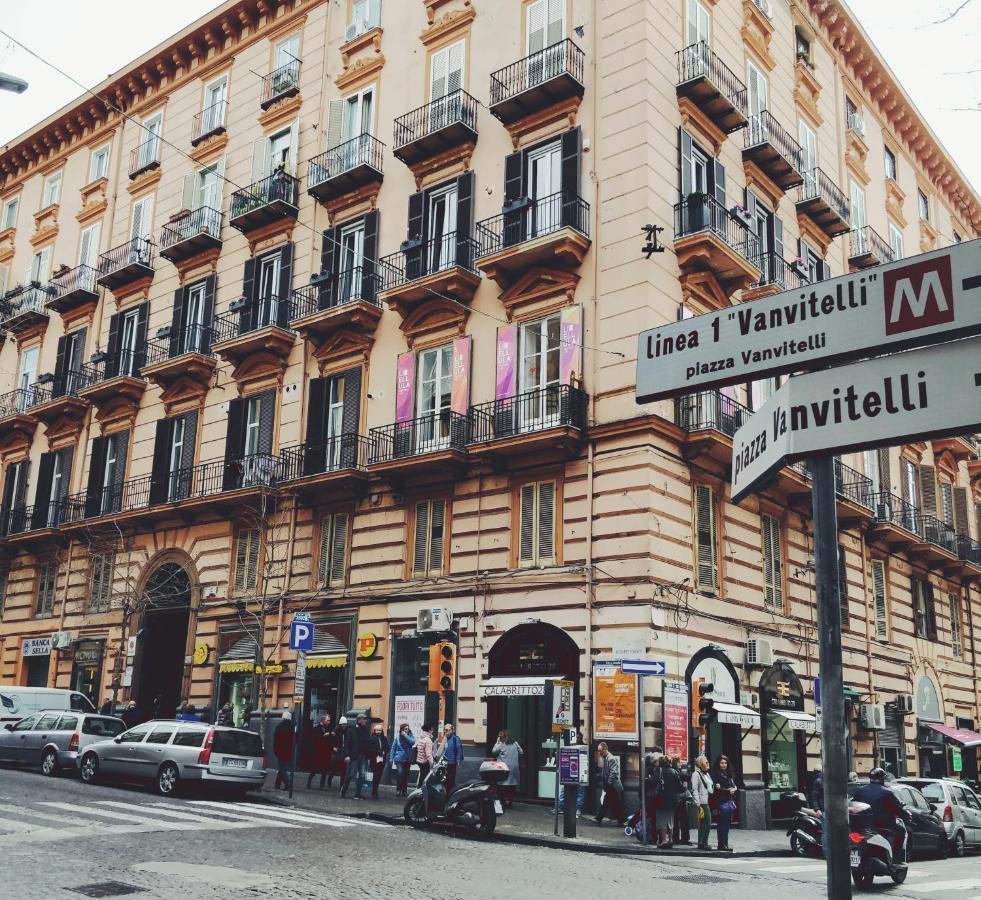 La Chambre Napoli Bagian luar foto