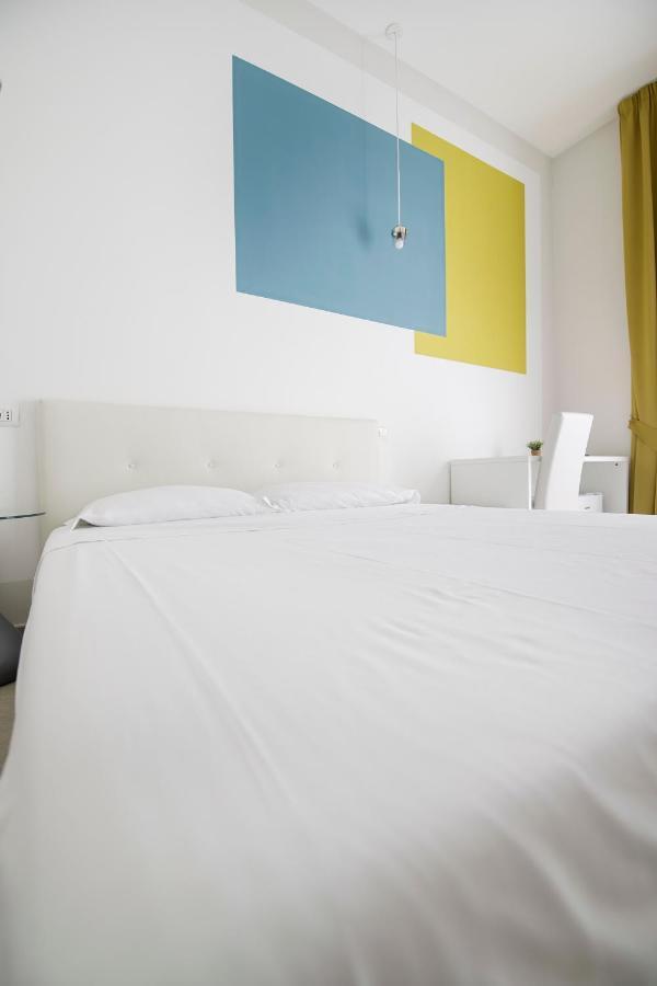 La Chambre Napoli Bagian luar foto