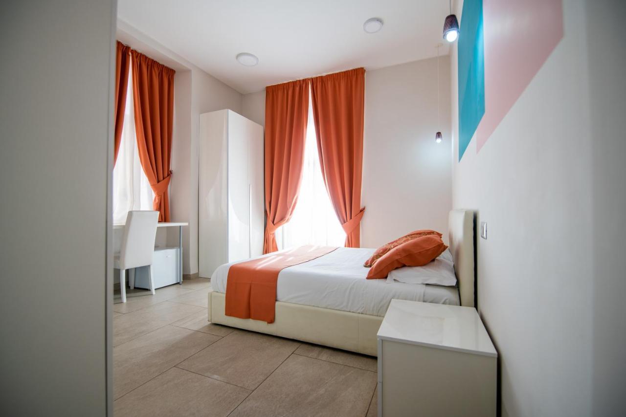 La Chambre Napoli Bagian luar foto